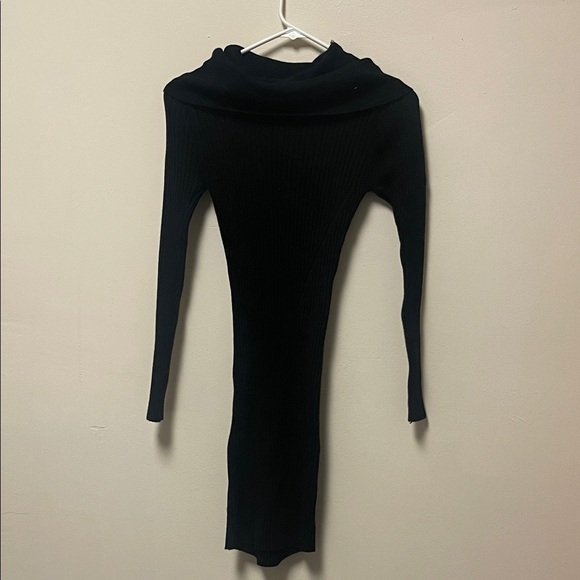 Dresses & Skirts - Black Ribbed Knit Dress